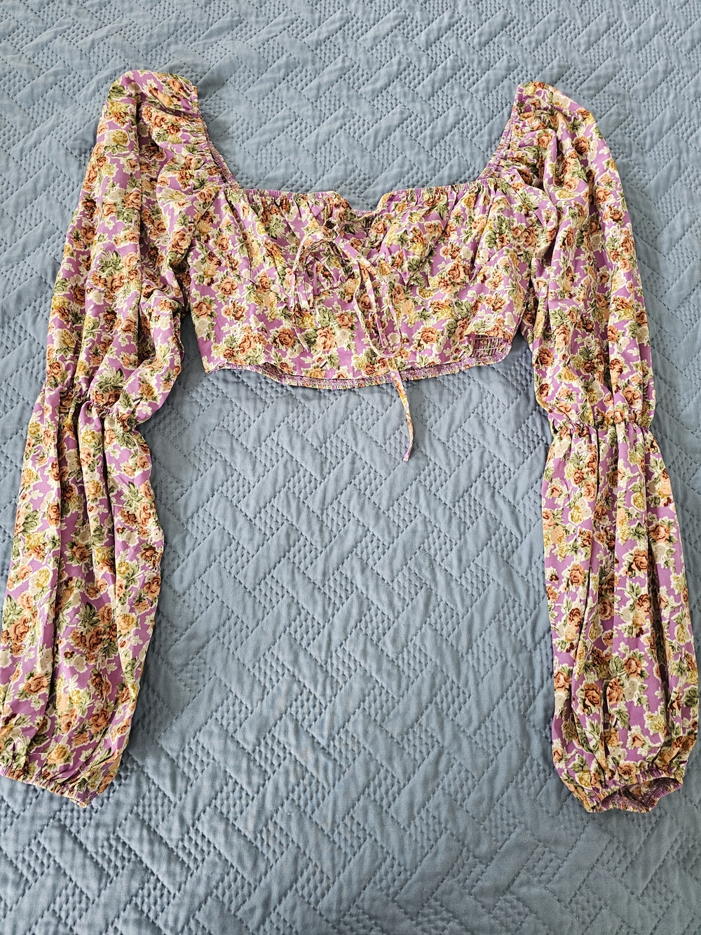 Floral Puff Sleeve Cropped Blouse